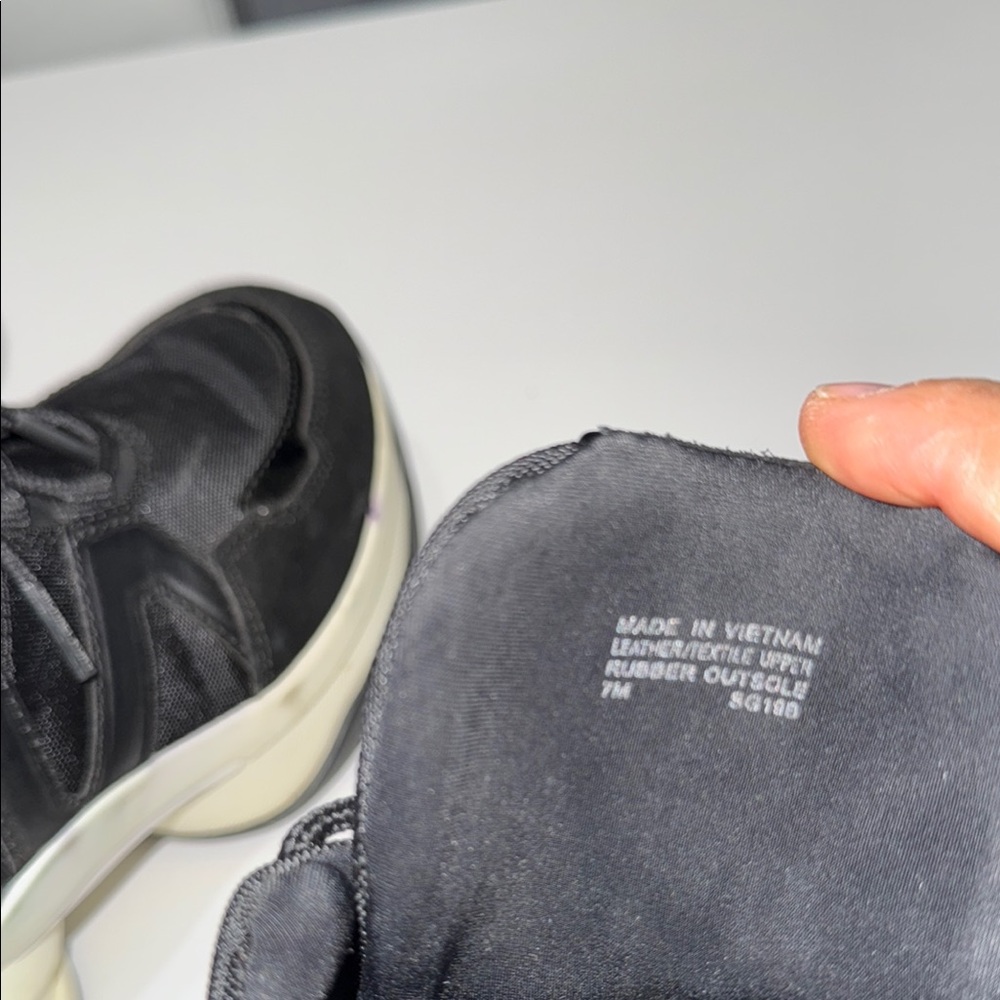 Stylish Black Women's Sneakers Michel Kols - Picture 6 of 9